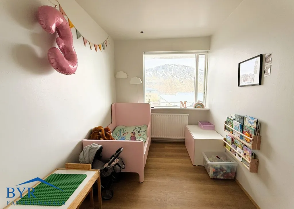 Chambres - Appartement 5 pièces à Neskaupstaður