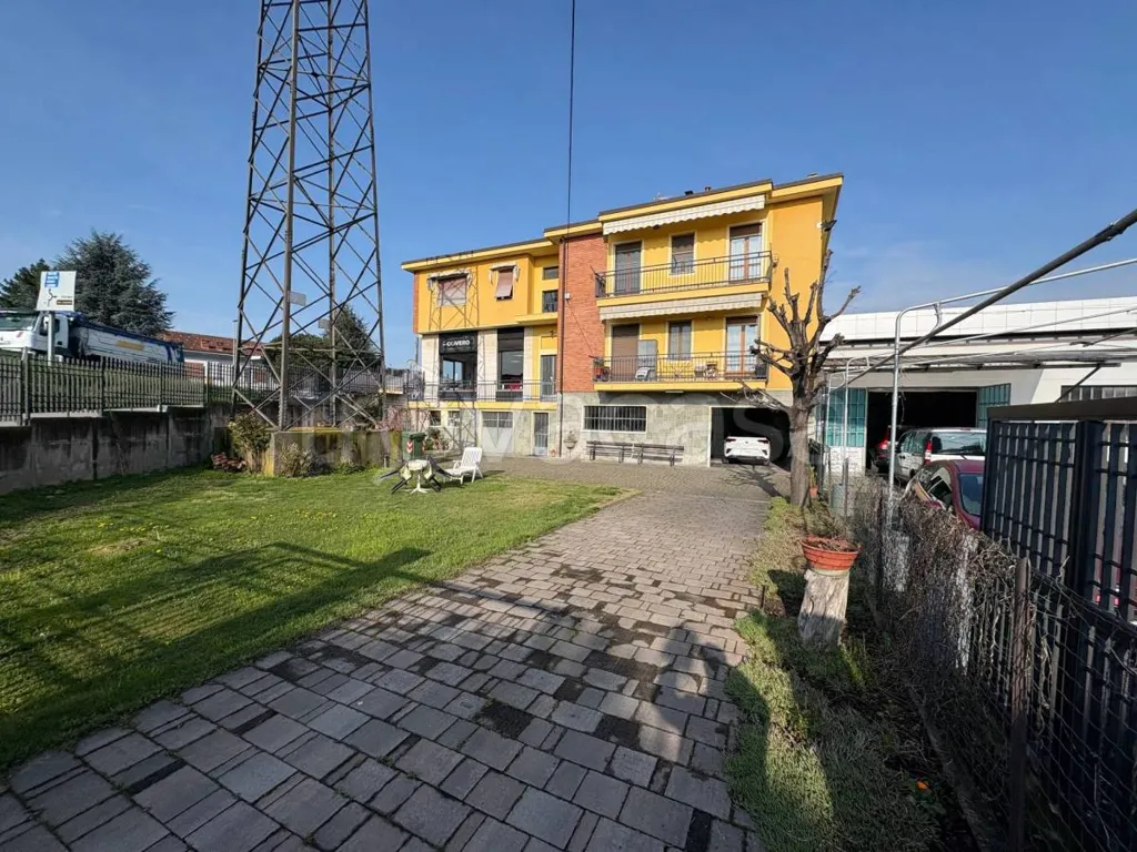 Extérieur - Mixed-Use Property with Private Garden in Fossano