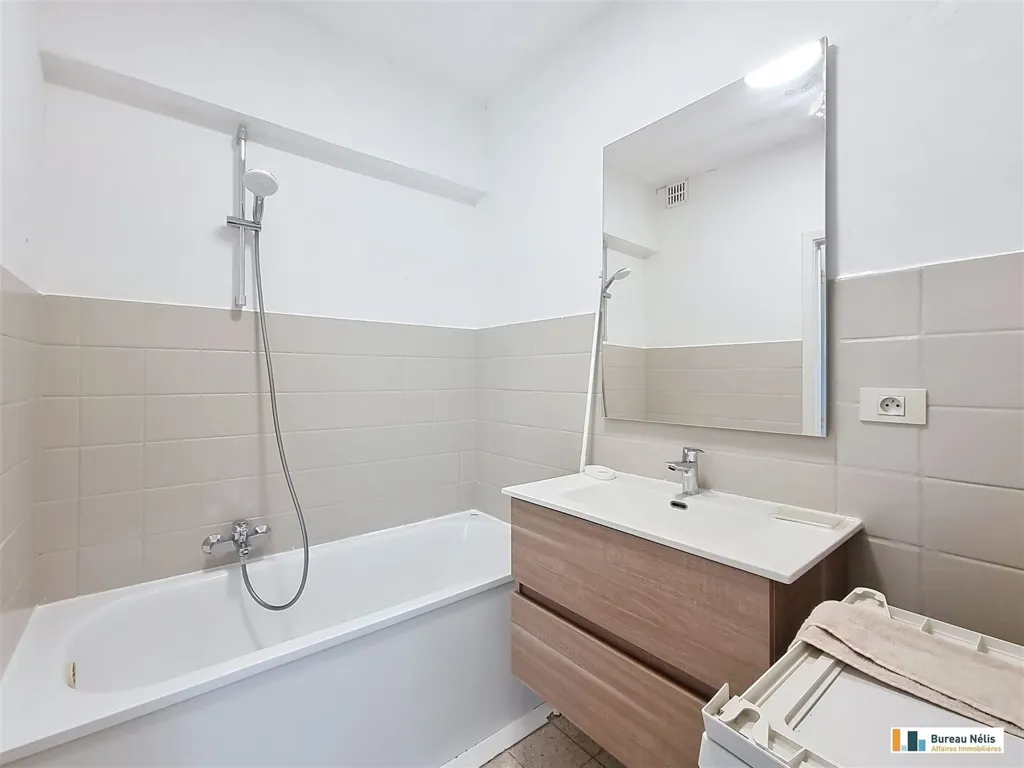 Bagni - Renovated Apartment with Balcony in Grivegnée