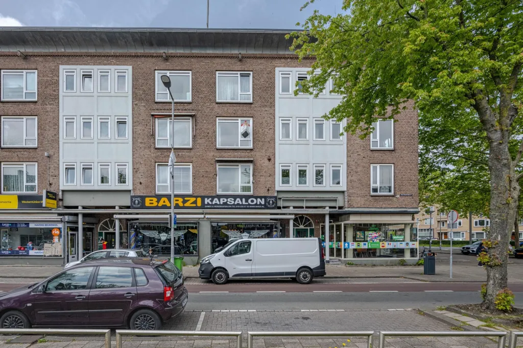 Esterno - 3-Bedroom Apartment with Loggia in Rotterdam
