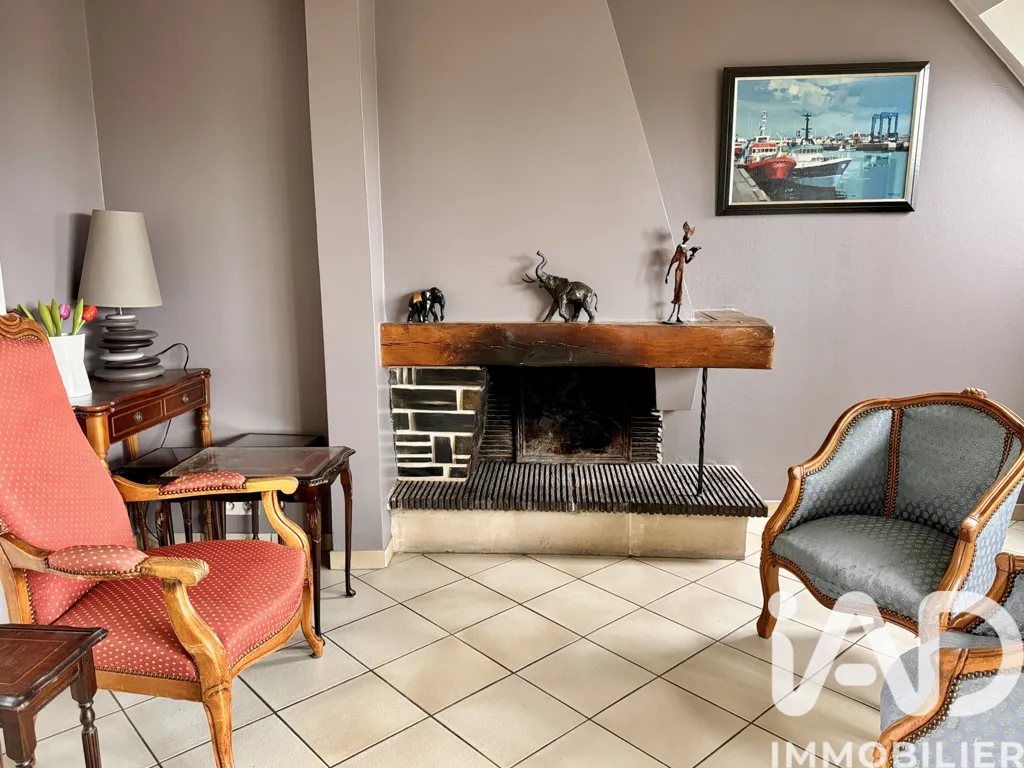 Soggiorno - 3-Bed Flat with Private Parking in Musicians' Quarter