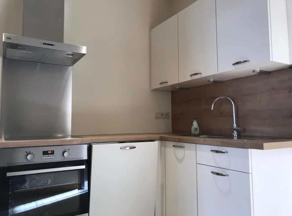 Cucina - 2-Bed Apartment in EU Quarter, Brussels