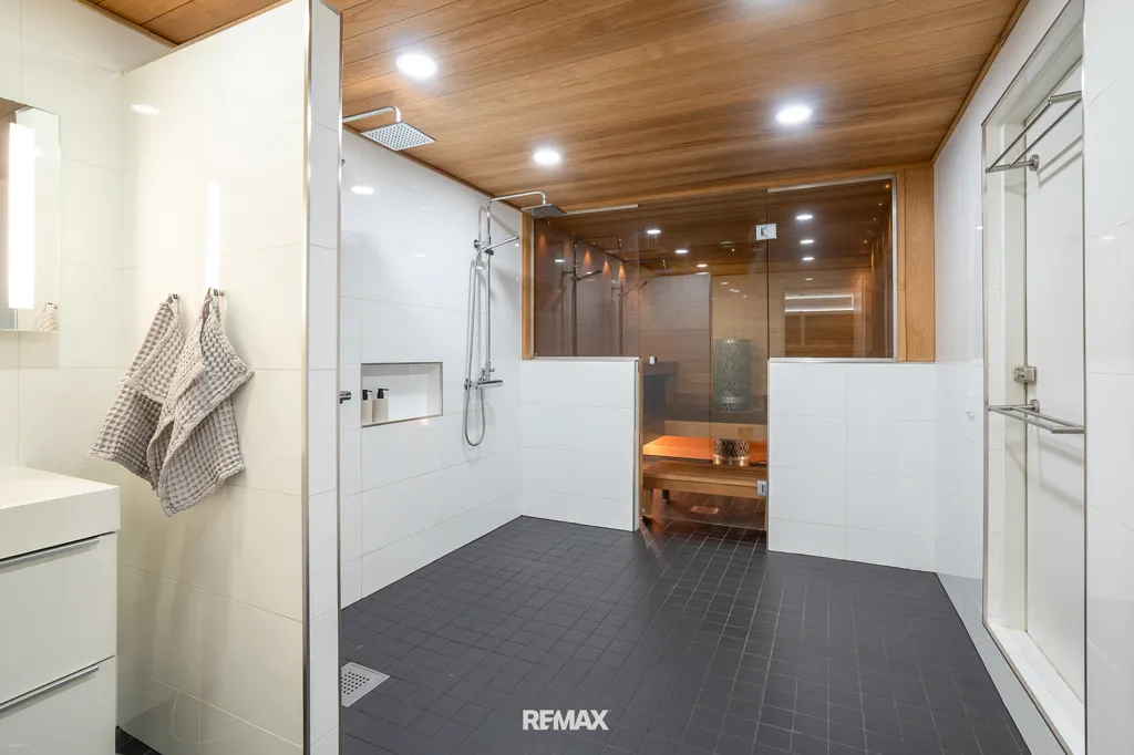 Vannitoad - Spacious Apartment with Sauna in Ilmarinen, Lieto