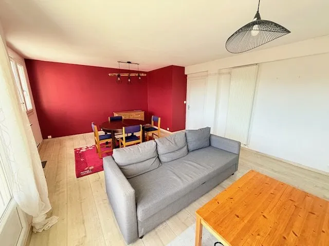 Séjour - Appartement Meublé T3 au Calme à Brest