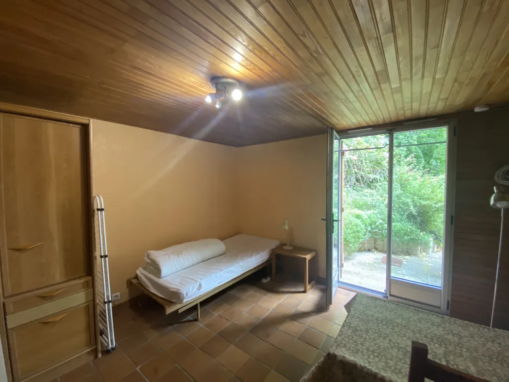 Chambres - Studio Meublé à Proximité du RER à Palaiseau