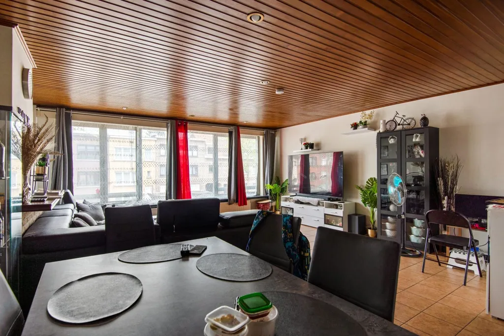 Salle à manger - Appartement avec Garage au Centre de Mortsel