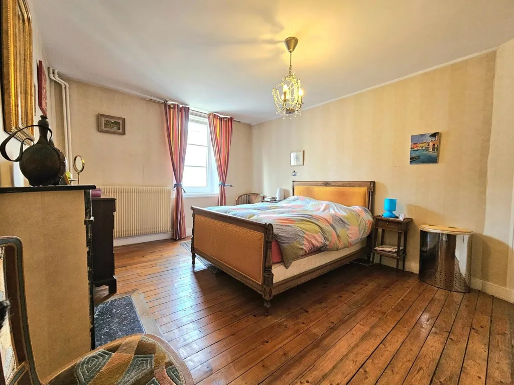 Chambres - Maison en Hyper-Centre avec Garage Double à Clovis