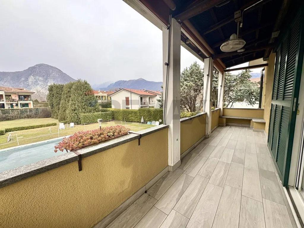 Terrasse - Bright Bilocale with Lake View in Baveno