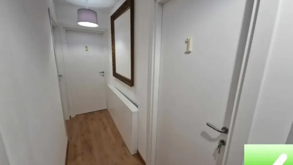 hallway_entrance