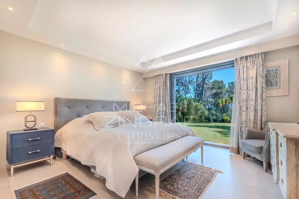 Chambres - Villa au Calme avec Piscine à Mougins