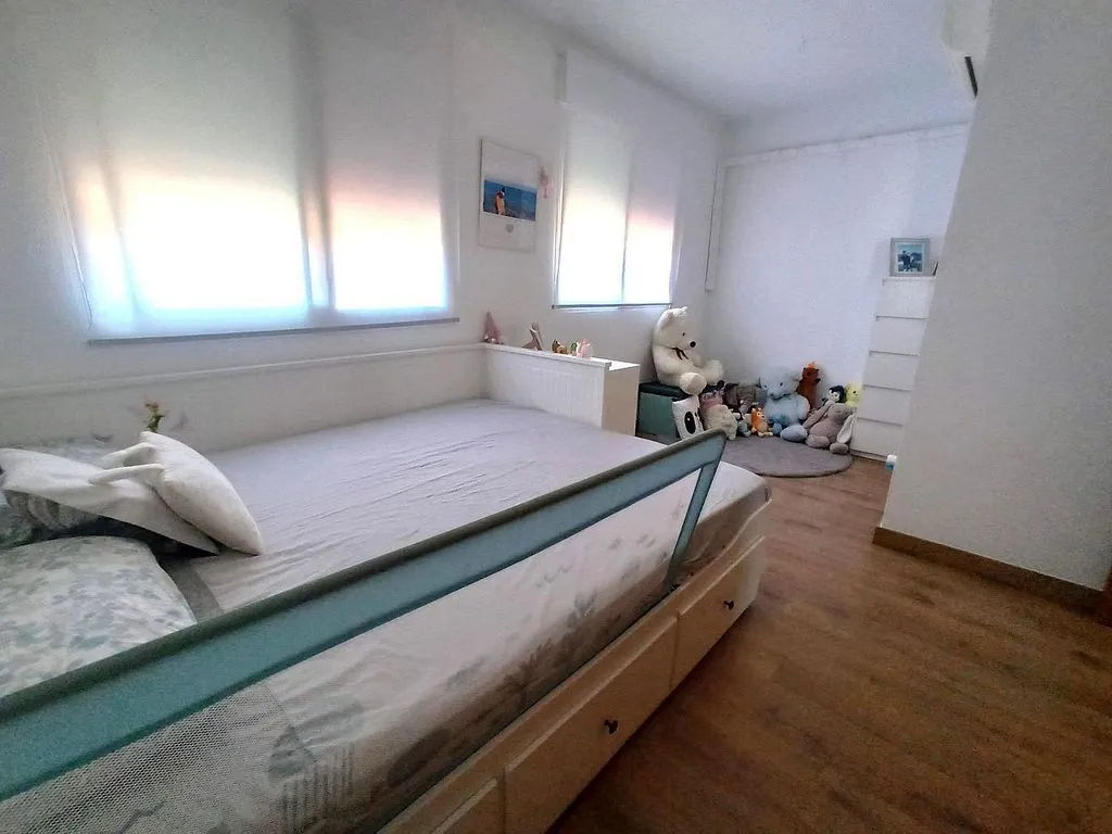 Chambres - Semi-Detached House with Pool in Los Girasoles