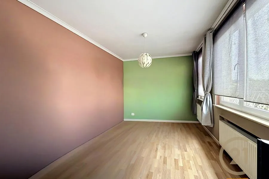 Pièces - Appartement avec Garage à Laeken