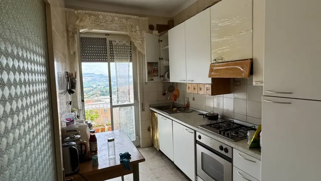 Köök - Apartment with Panoramic View in Fermo