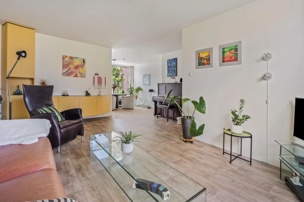 Living Room - Two-Storey House with Garden in Landgraaf