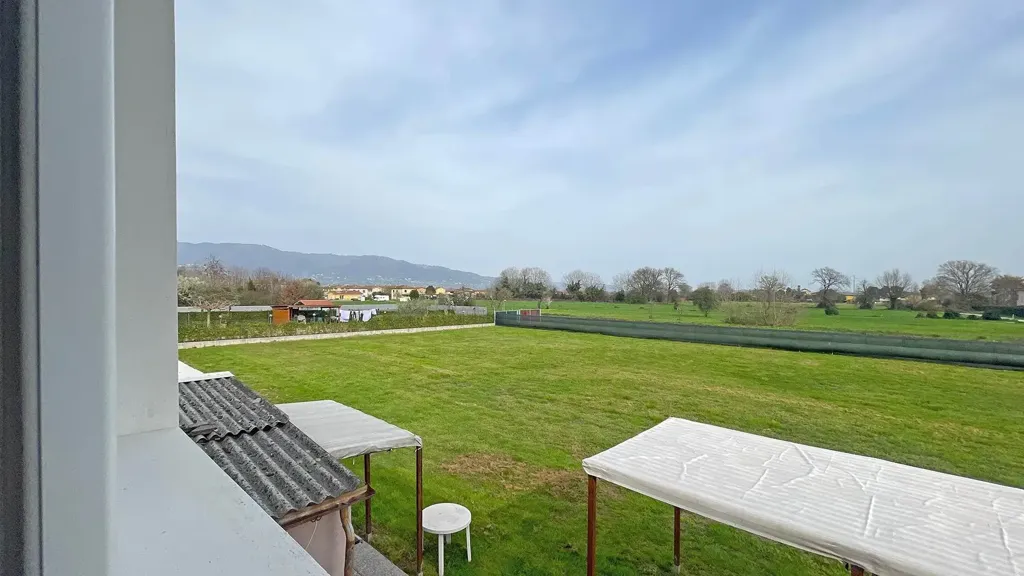 Jardin - Rustic Villa with Solar Panels in Lucca