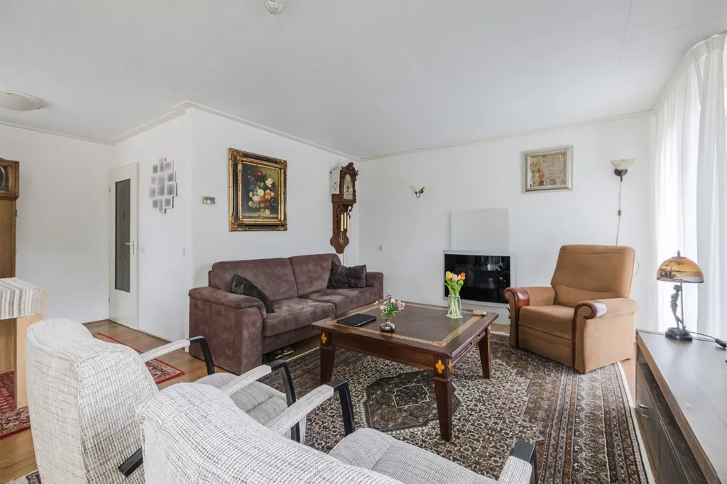 Elutuba - Terraced House with Garden in Vroomshoop