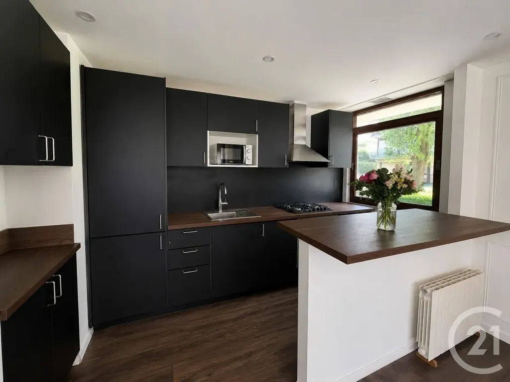 Cuisine - Appartement Refait à Neuf avec Parking à Maisons-Laffitte