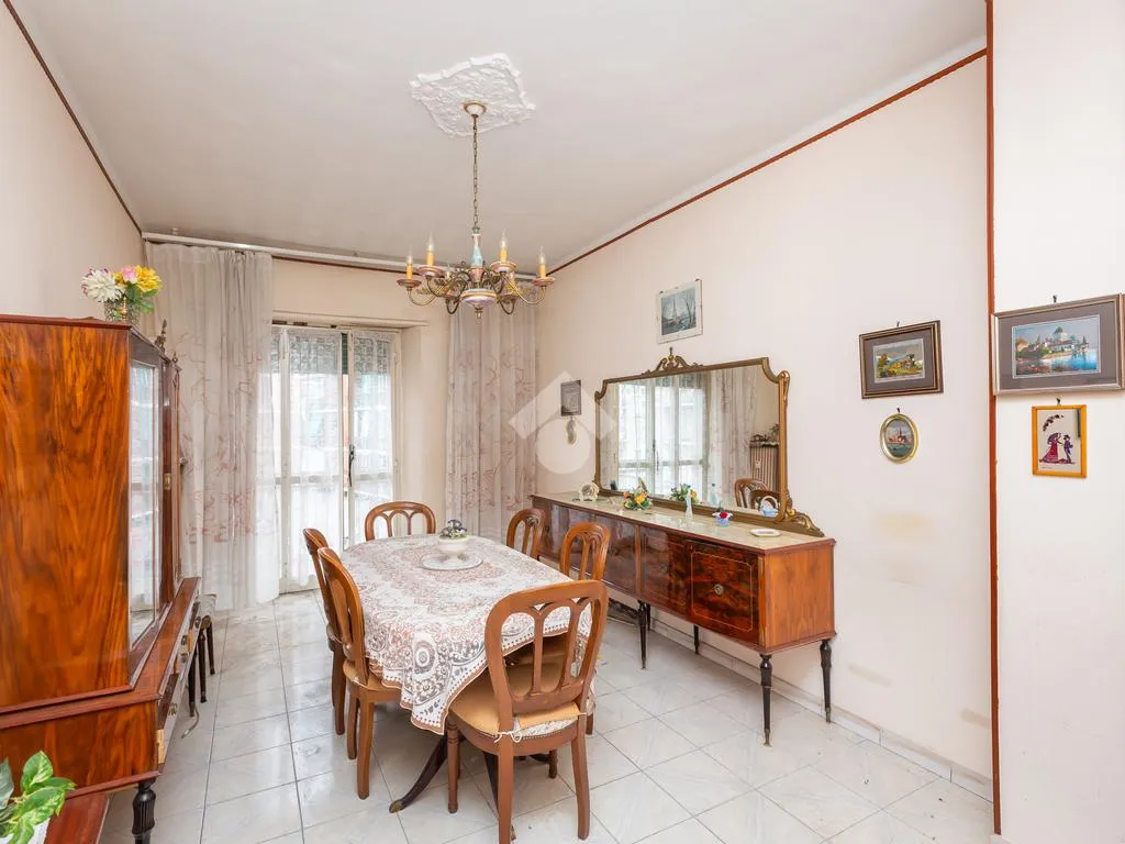 Salle à manger - 3-Room Flat with Double Aspect in Piazza Respighi