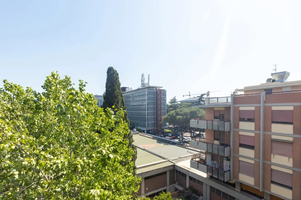 Balcon - Four-Bedroom Apartment with Terrace in Rome