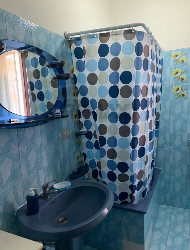 Salles de bain - Bright Apartment with Terrace in Monte Romano