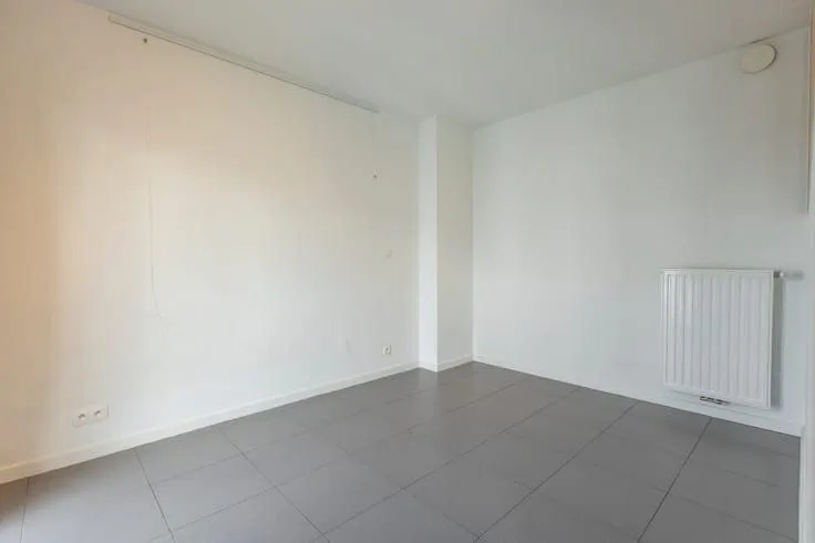 Pièces - Appartement avec Vue sur le Canal à Bruxelles
