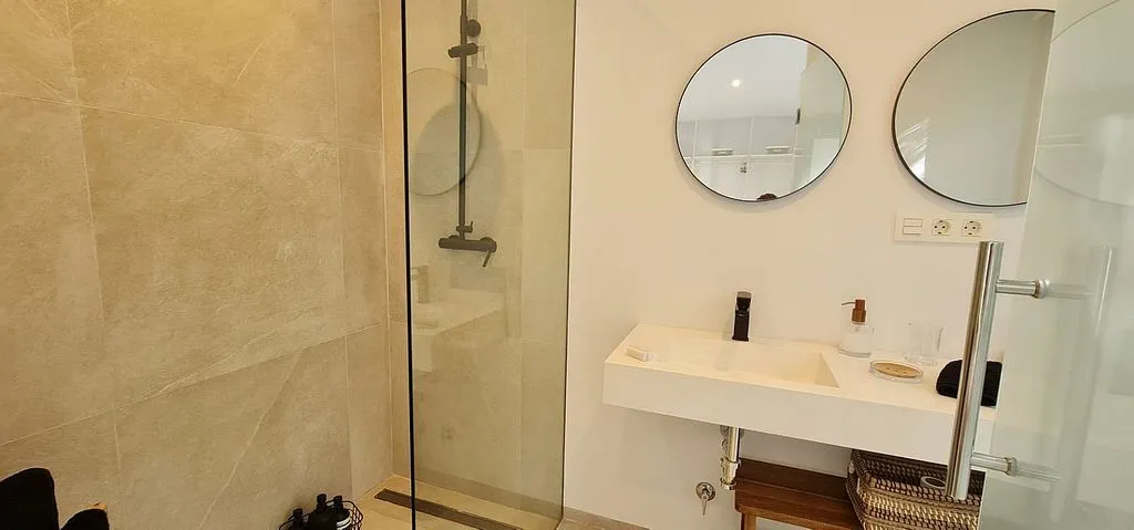 Bagni - Chalet with Pool in Sotogrande Costa