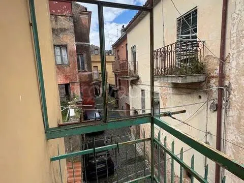 Balcone - Appartamento indipendente con balcone a Priverno