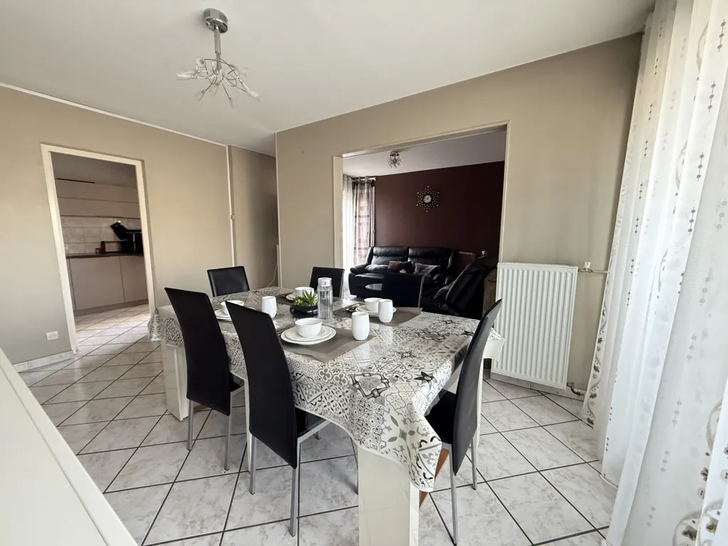 Salle à manger - Appartement T4 avec Véranda à Grenoble
