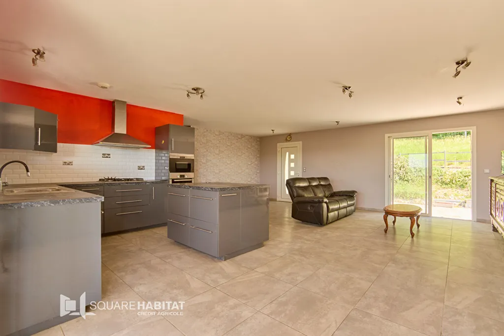 Cuisine - Maison Contemporaine avec Piscine à Ledat