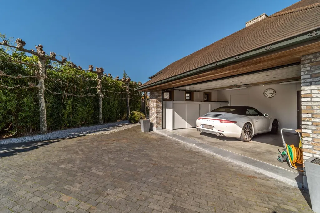 Garage - Villa luxueuse à Sint-Idesbald près de la réserve naturelle