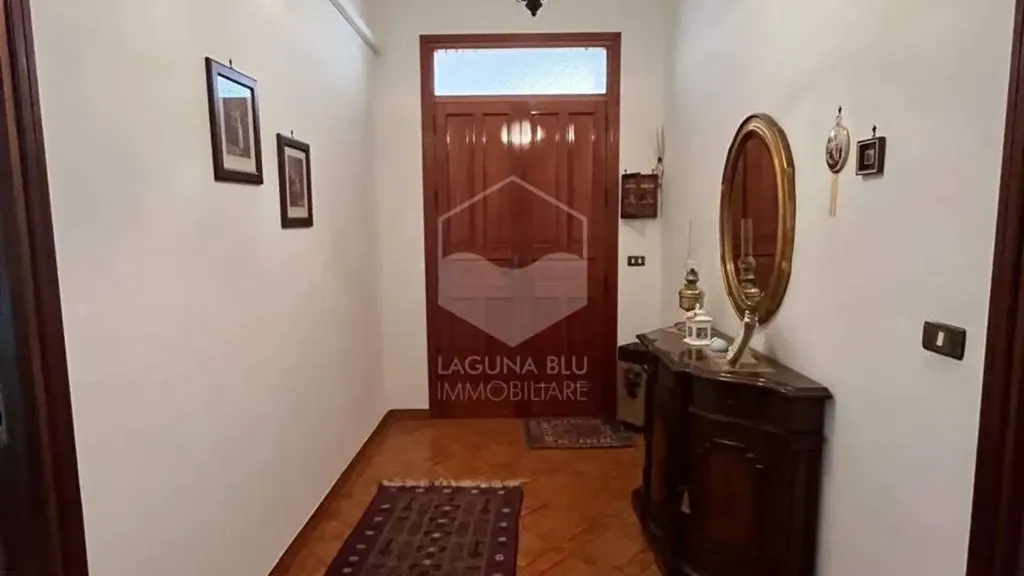 Hallway - Independent House with Veranda in Marsala