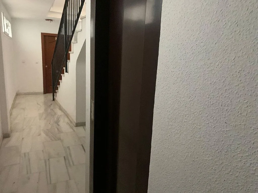 hallway_entrance