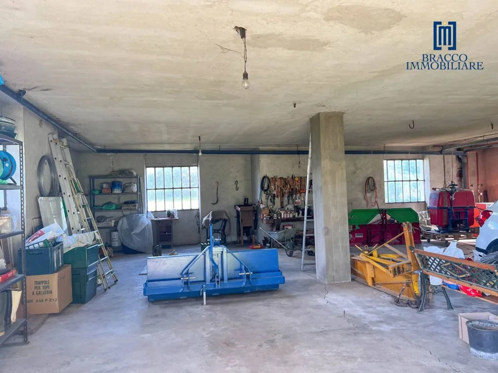 Garage - Historic Casale with Panoramic Views in Cortemilia