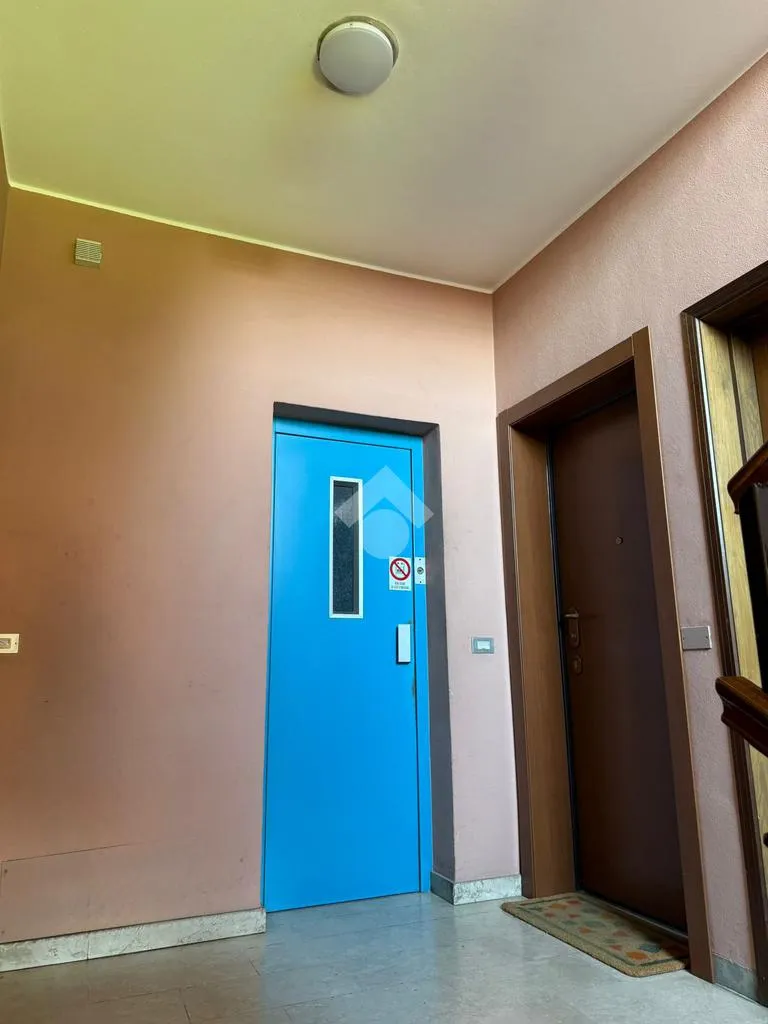 Entrée - Spacious Apartment with Garage in Terno d’Isola