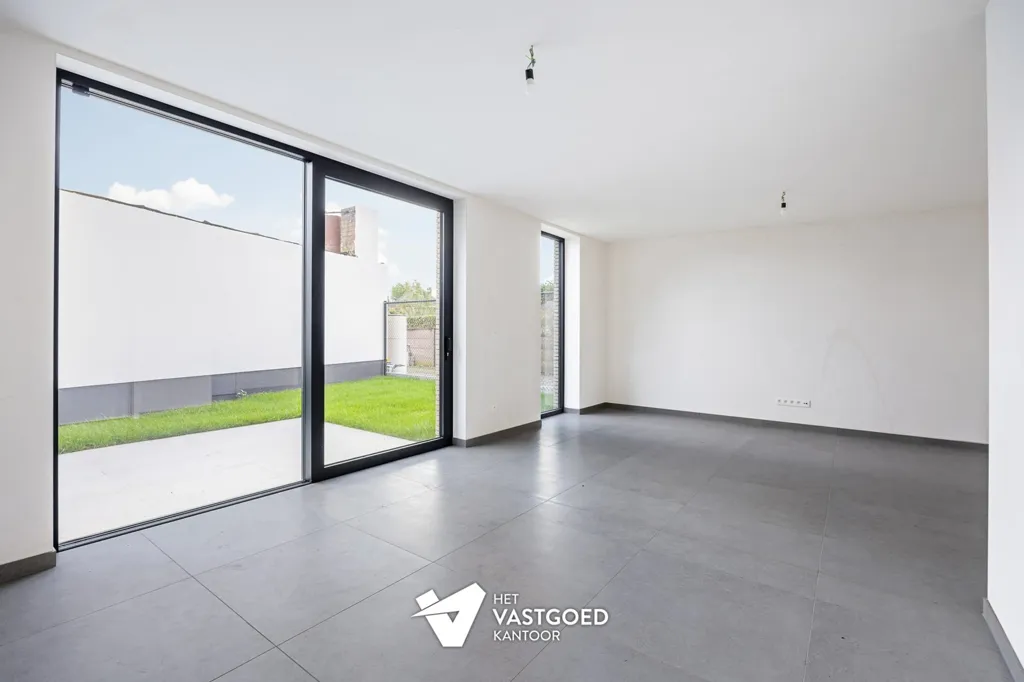 Séjour - Appartement Neuf avec Grand Jardin à Ham