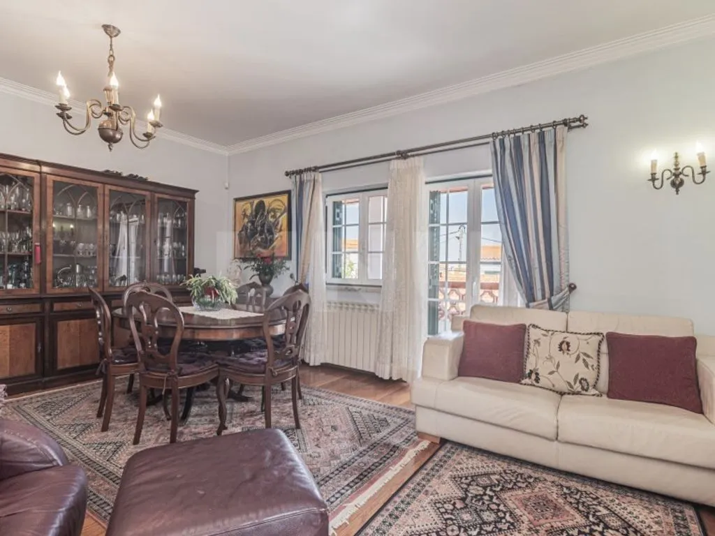 Salle à manger - Luxury House with Terrace in Almada