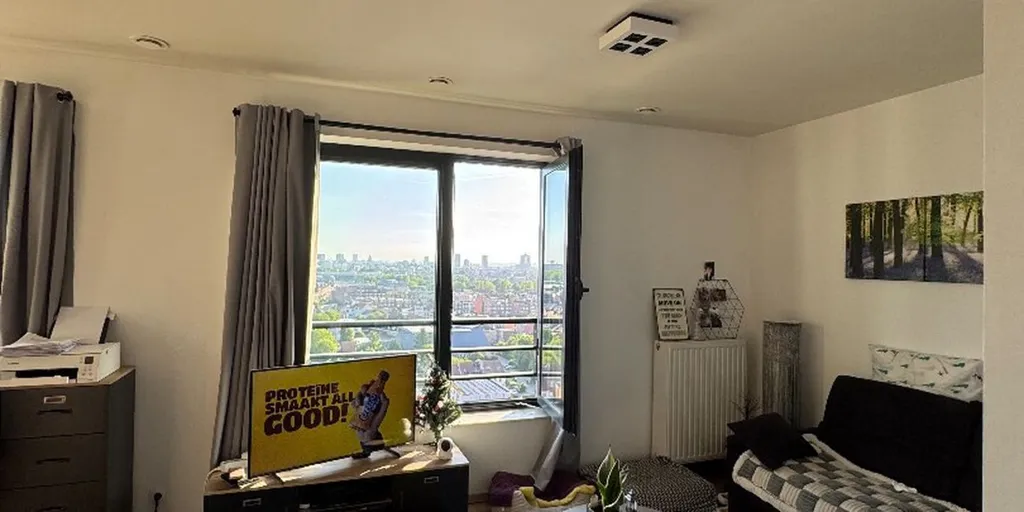 Bureau - Studio avec Salle de Nuit à Evere, Vue Imprenable
