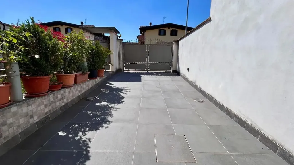 Jardin - Rustic Villa with Solar Panels in Garlasco