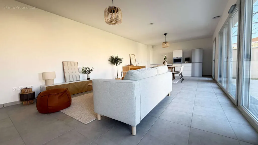 Soggiorno - Modern House with Garden in Pibrac