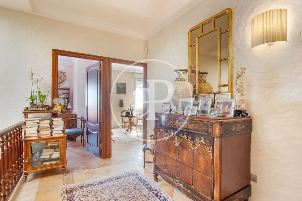 Entrée - Luxury Villa with Seafront Views in Burriana
