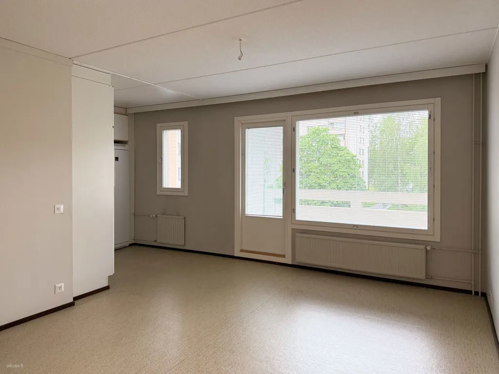 Pièces - Spacious Studio with Balcony in Lahti
