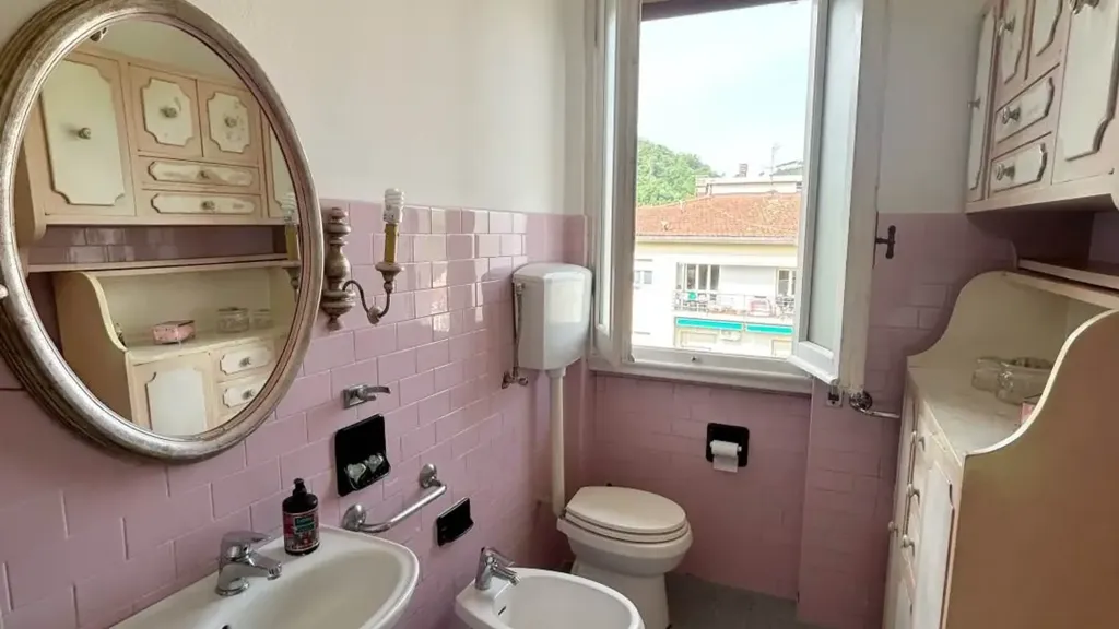 Vannitoad - Penthouse Apartment with Panoramic Views in Tavarnuzze