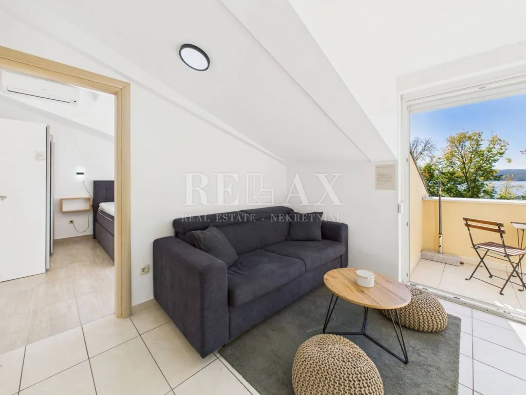 Elutuba - Apartment with Sea View in Crikvenica Centre