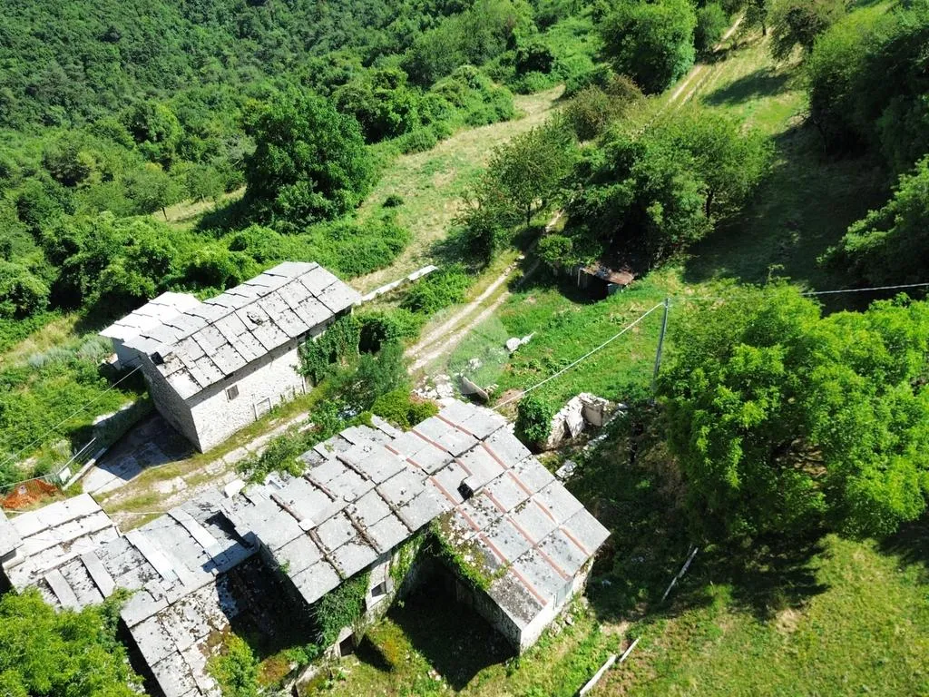 Vue aérienne - Rustic Home with Large Land in Fumane