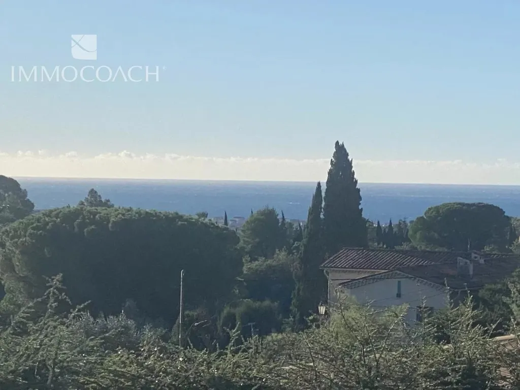 Renovated Villa with Sea View near Cannes