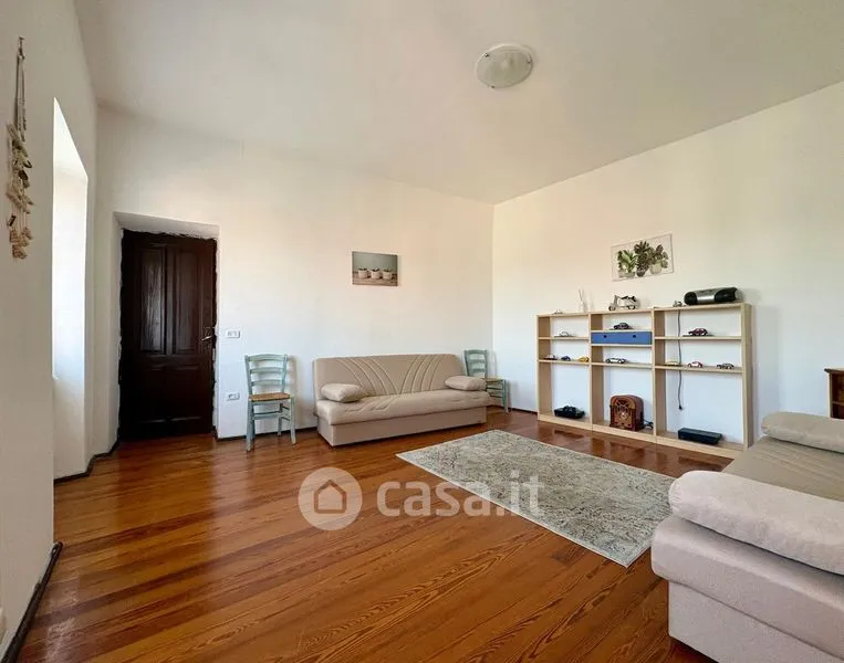 Elutuba - Semi-detached Villa with Terrace in Masserano