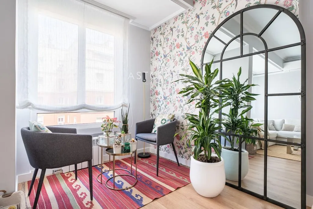 Séjour - Renovated Flat with Natural Light in Chamartín