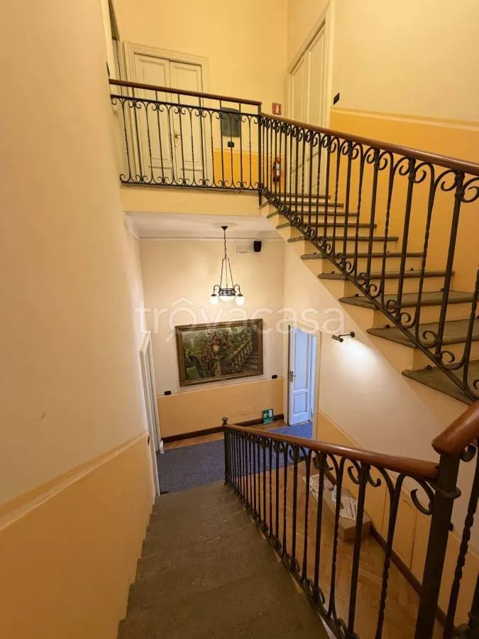 Toad - Elegant Office Villa near Como Centre