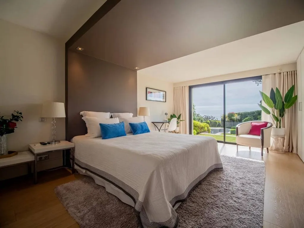 Chambres - Villa Contemporaine avec Vue Mer à Cannes