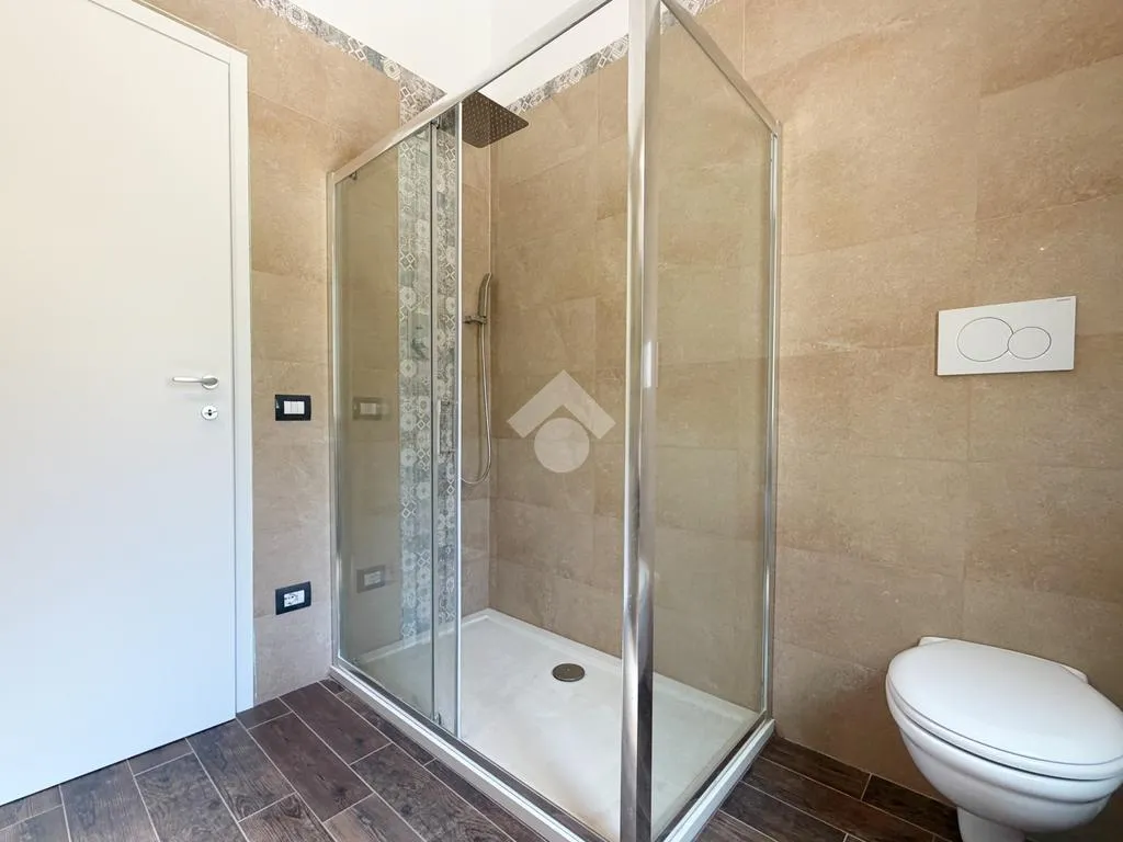 Salles de bain - Independent House with Garden in Prato